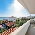 Apartman With Swimming Pool Kozino, Zadar - 25190 Kožino