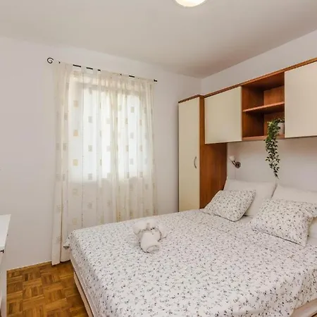 Apartmán With Swimming Pool Kozino, Zadar - 25190 Kožino